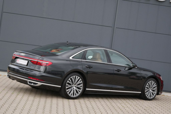 2019 Audi A8 с пробегом 118 000 км