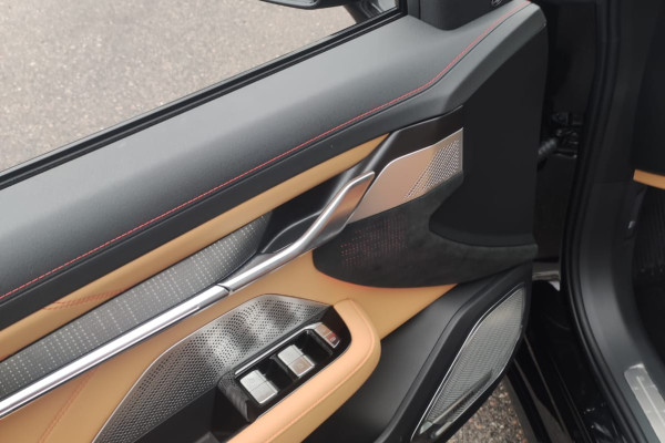 2023 Zeekr 001 с пробегом 20 км