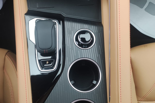 2023 Zeekr 001 с пробегом 20 км