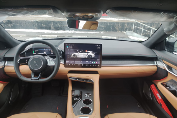 2023 Zeekr 001 с пробегом 20 км