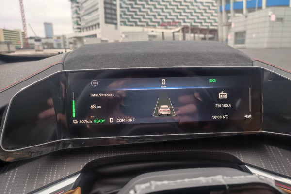 2023 Zeekr 001 с пробегом 20 км