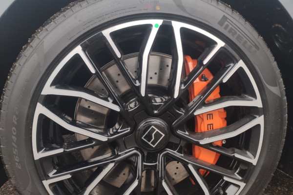 2023 Zeekr 001 с пробегом 20 км