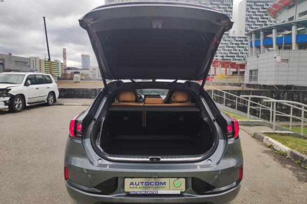 2023 Zeekr 001 с пробегом 17 км