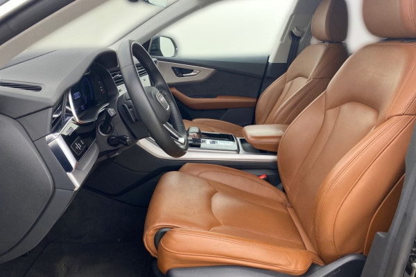 2019 Audi Q8 с пробегом 89 800 км