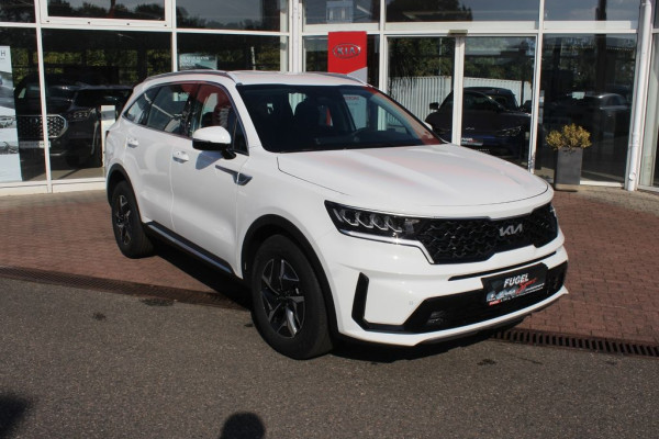2023 Kia Sorento с пробегом 15 км