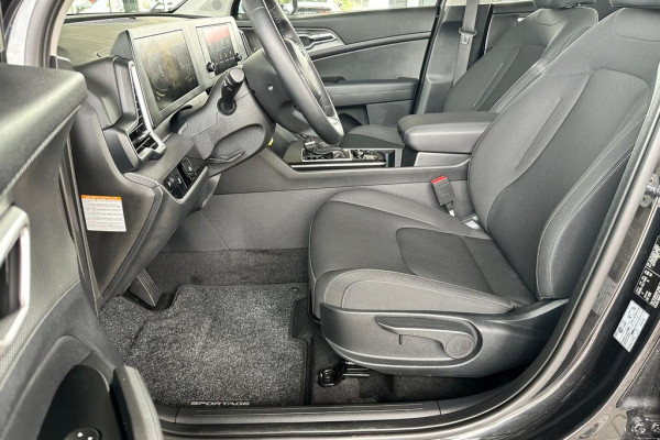 2023 Kia Sportage с пробегом 5 000 км