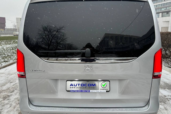 2022 Mercedes-Benz V-Класс с пробегом 100 км