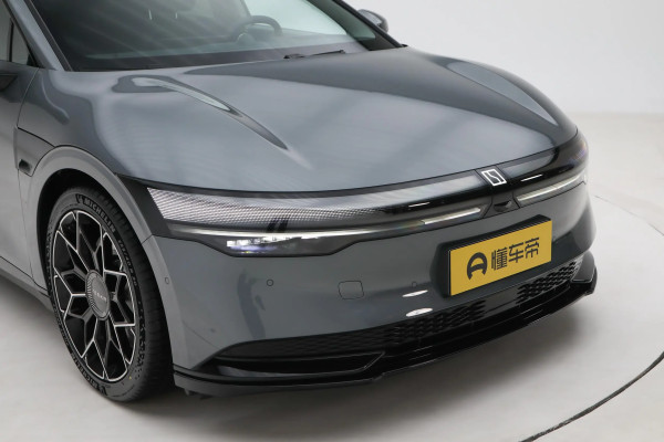 2024 Zeekr 007 без пробега