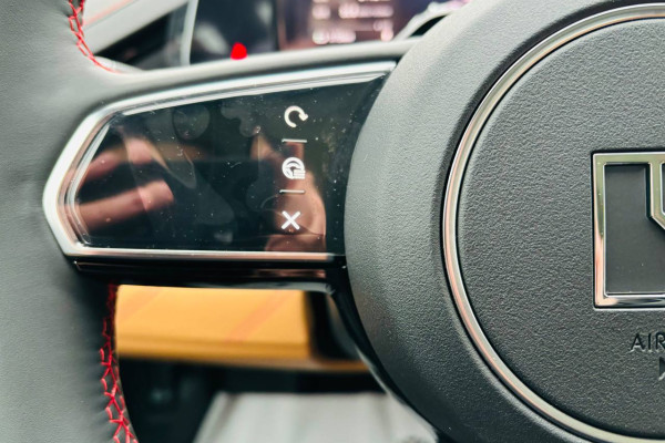 2023 Zeekr 001 с пробегом 20 км