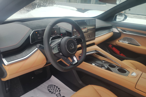 2023 Zeekr 001 с пробегом 40 км