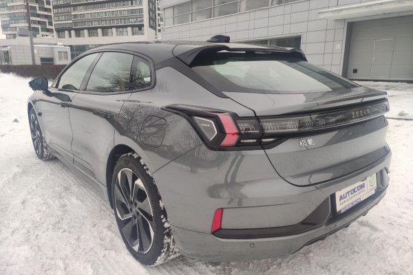 2023 Zeekr 001 с пробегом 40 км