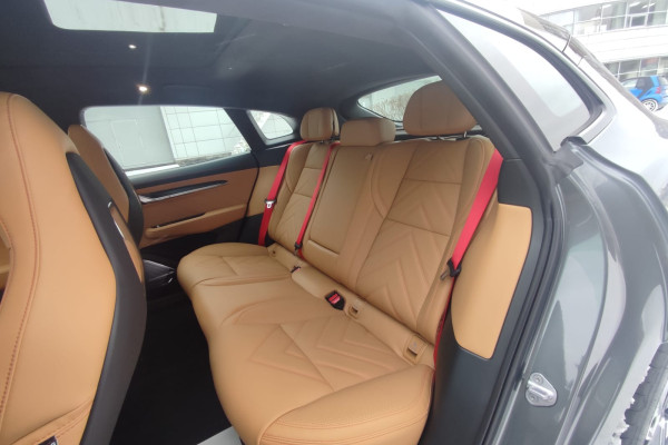 2023 Zeekr 001 с пробегом 40 км