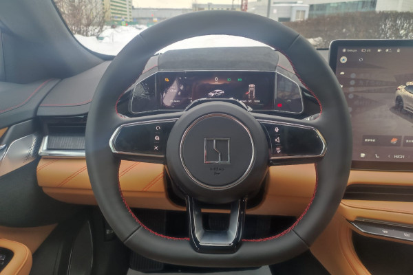 2023 Zeekr 001 с пробегом 40 км