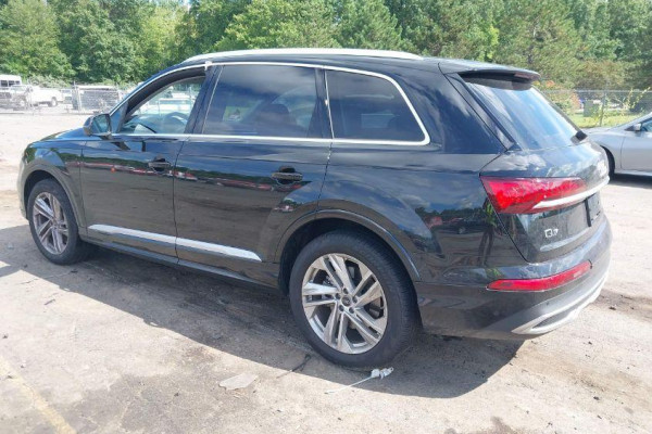 2022 Audi Q7 с пробегом 6 240 миль