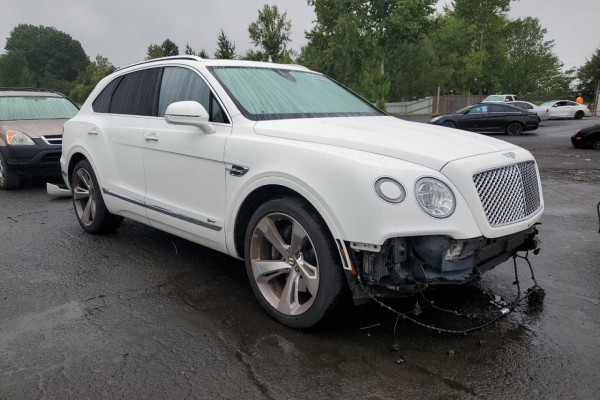 2019 Bentley Bentayga с пробегом 44 853 миль