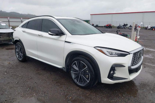 2021 Infiniti QX55 с пробегом 38 158 миль