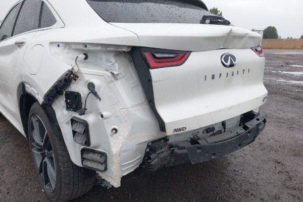 2021 Infiniti QX55 с пробегом 38 158 миль