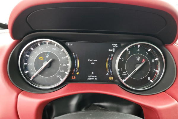 2021 Maserati Levante с пробегом 22 897 миль