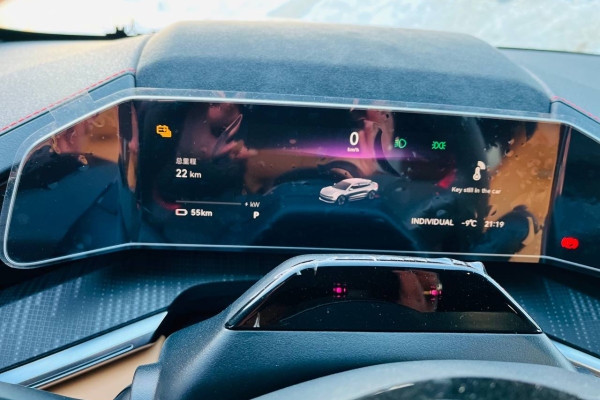 2023 Zeekr 001 с пробегом 22 км