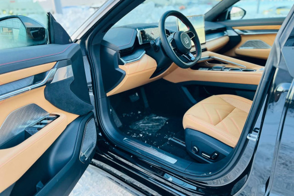 2023 Zeekr 001 с пробегом 22 км