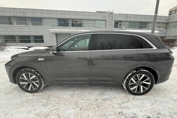 2023 LiXiang L7 с пробегом 50 км