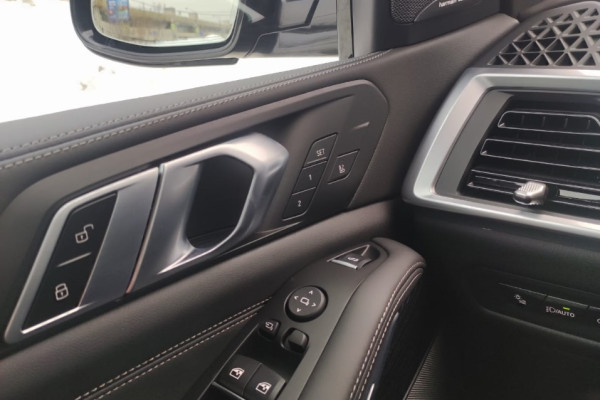 2023 BMW X5 без пробега