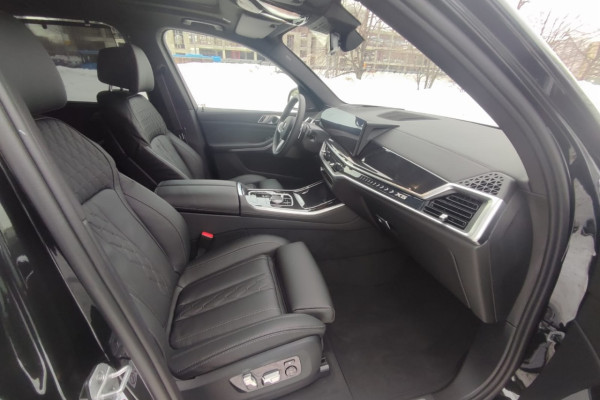 2023 BMW X5 без пробега