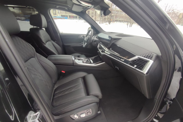 2023 BMW X5 без пробега
