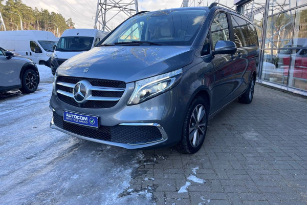 2022 Mercedes-Benz V-Класс с пробегом 30 100 км