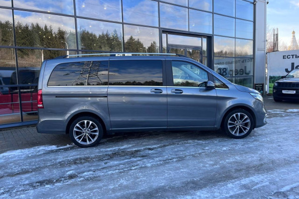 2022 Mercedes-Benz V-Класс с пробегом 30 100 км