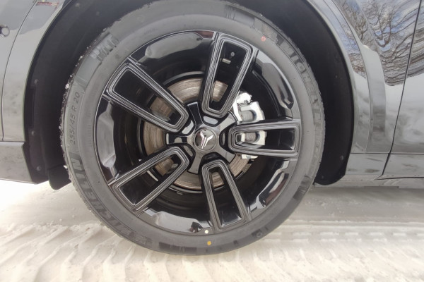 2023 Voyah Free с пробегом 20 км