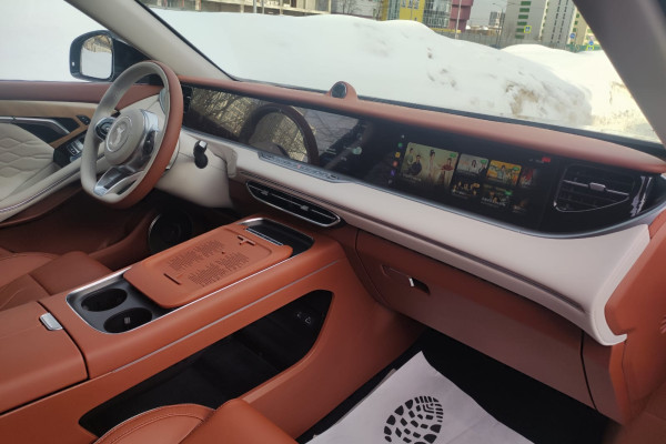 2023 Voyah Free с пробегом 20 км