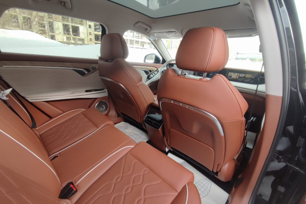 2023 Voyah Free с пробегом 20 км