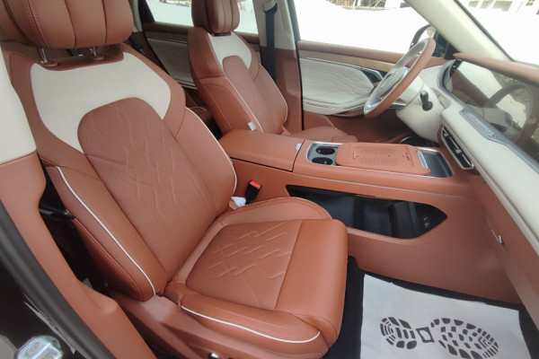 2023 Voyah Free с пробегом 20 км