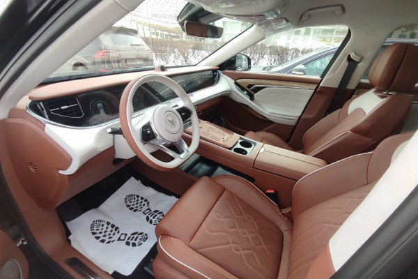 2023 Voyah Free с пробегом 20 км