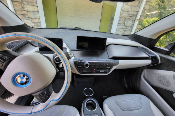 2018 BMW i3 с пробегом 51 000 км