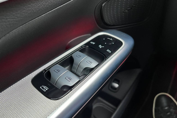 2024 Mercedes-Benz GLC с пробегом 20 км