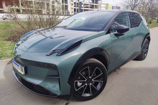 2023 Zeekr X с пробегом 20 км