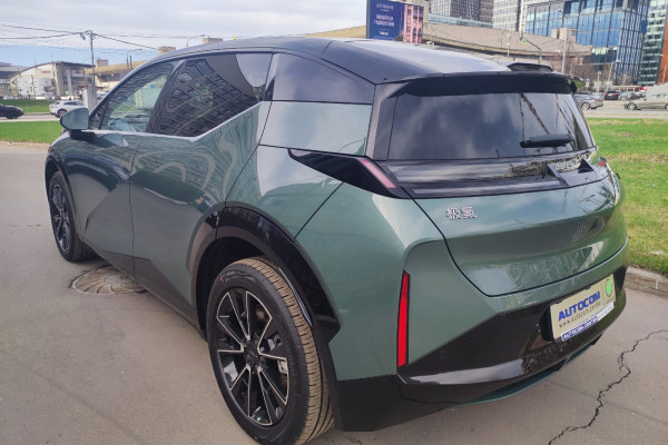2023 Zeekr X с пробегом 20 км