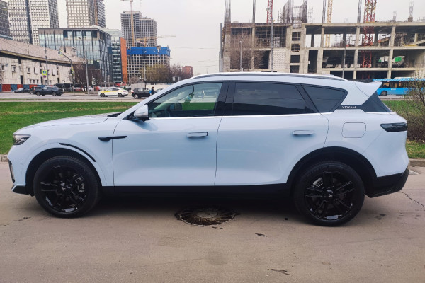 2023 Voyah Free с пробегом 20 км