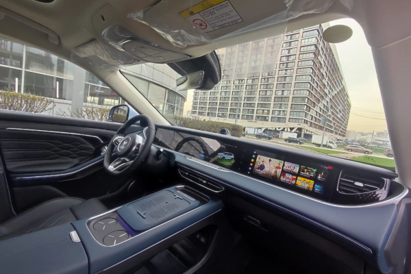 2023 Voyah Free с пробегом 20 км