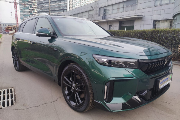 2023 Voyah Free с пробегом 20 км