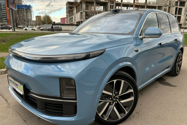 2023 Li Auto (Lixiang) L9 с пробегом 22 км