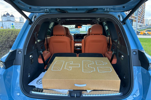 2023 LiXiang L9 с пробегом 22 км