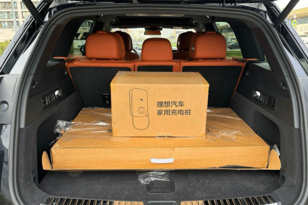 2023 LiXiang L7 с пробегом 20 км