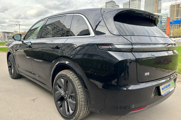 2023 LiXiang L7 с пробегом 20 км