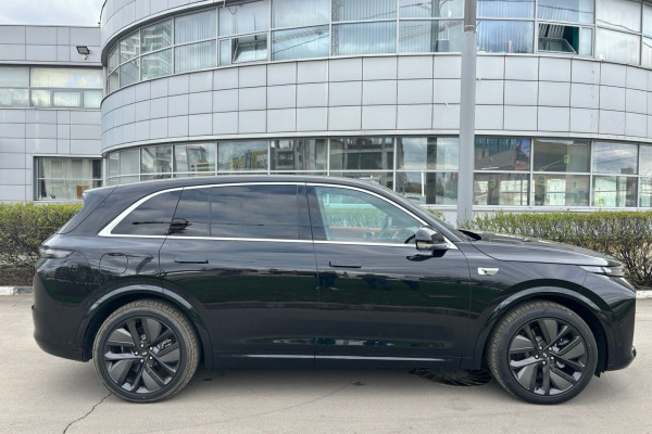 2023 LiXiang L7 с пробегом 20 км