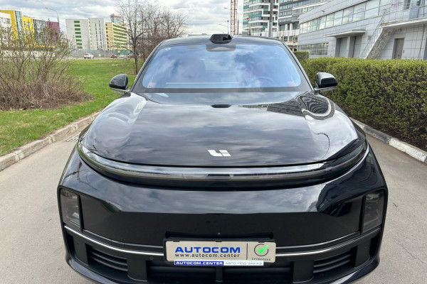 2023 LiXiang L7 с пробегом 20 км