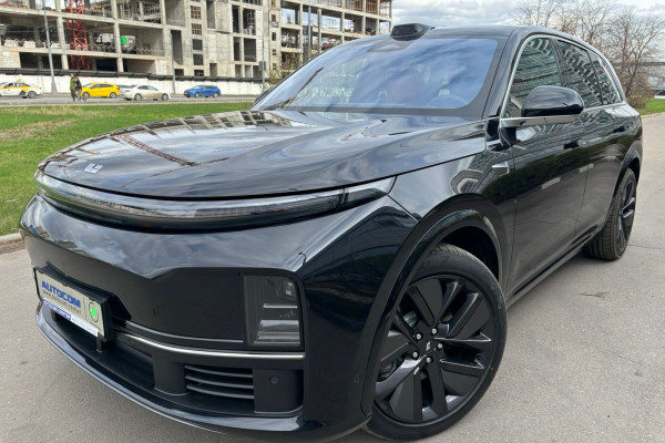 2023 LiXiang L7 с пробегом 20 км
