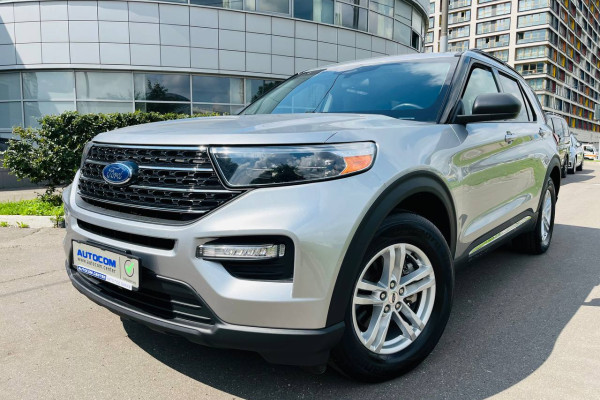 2020 Ford Explorer с пробегом 62 000 км